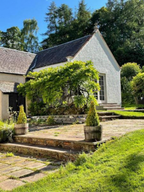 Arngomery Cottage